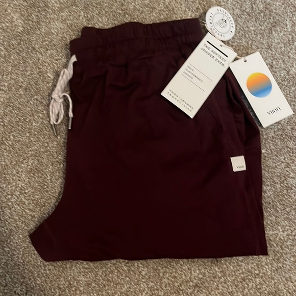 Vuori Pants - NWT Vuori Performance Jogger S Cerise Heather